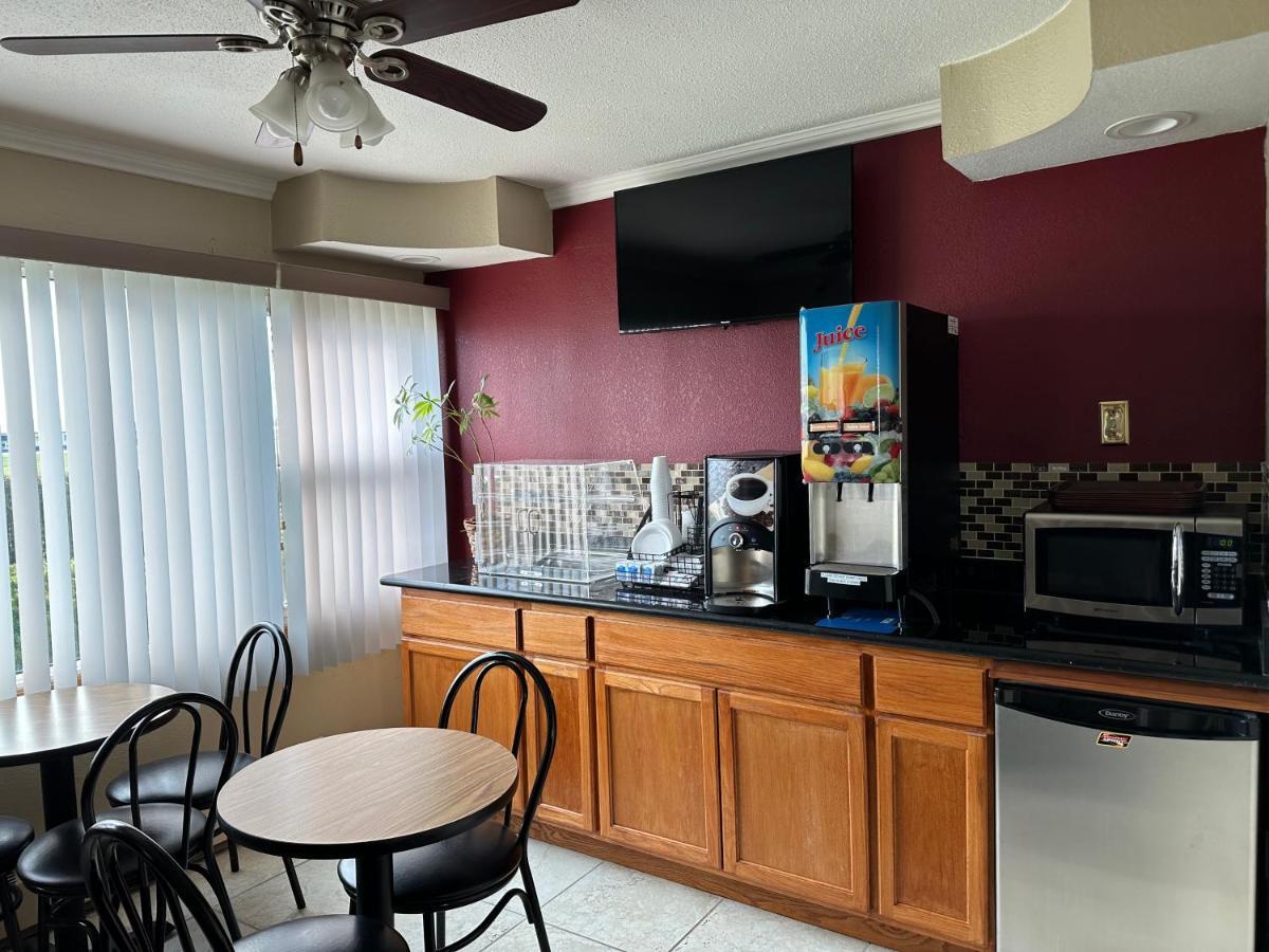 Royal Rest Motel Chariton Екстериор снимка