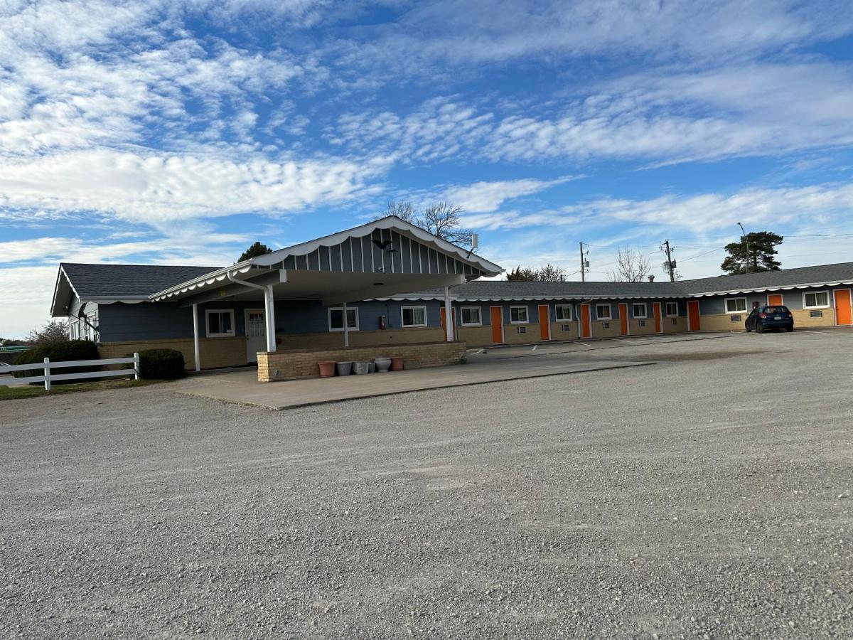 Royal Rest Motel Chariton Екстериор снимка